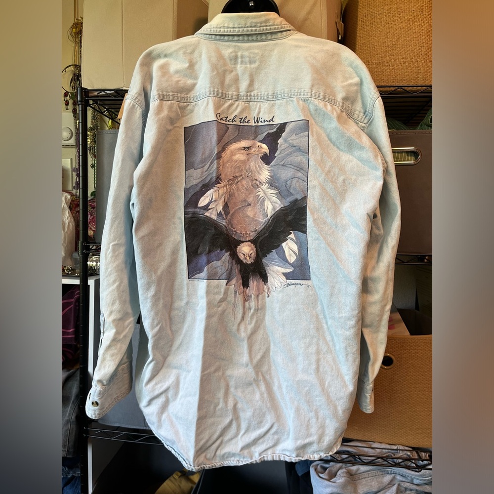 Light Blue Graphic Eagle Back Shirt - Unbranded